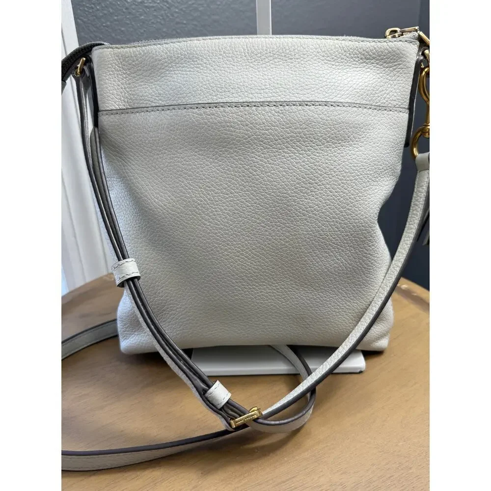 Marc Jacobs Cream Color Leather Crossbody Messenger Bag Buttery Soft | EUC! - Picture 3 of 8